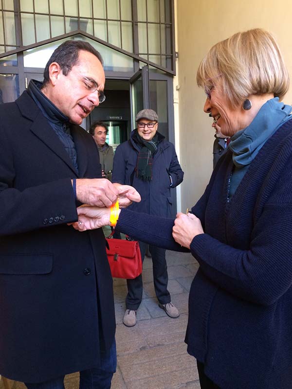 Convocazione assemblea aperta.